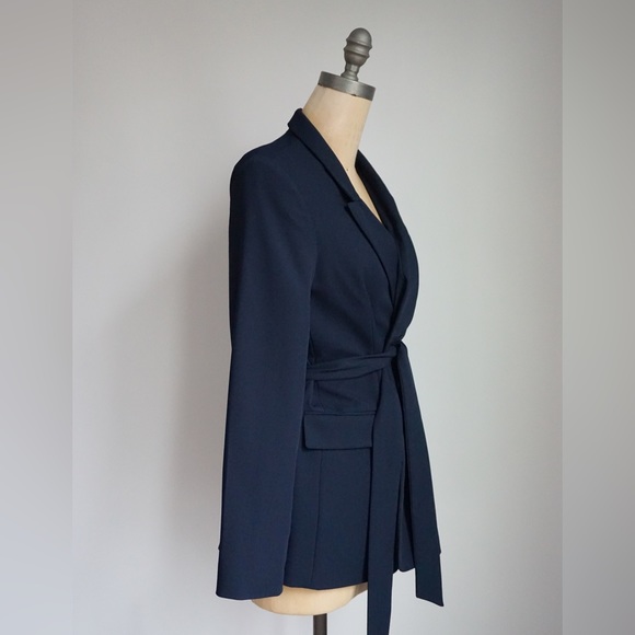 Brand New Banana Republic belted navy jacket - Size 10 - Picture 4 of 5